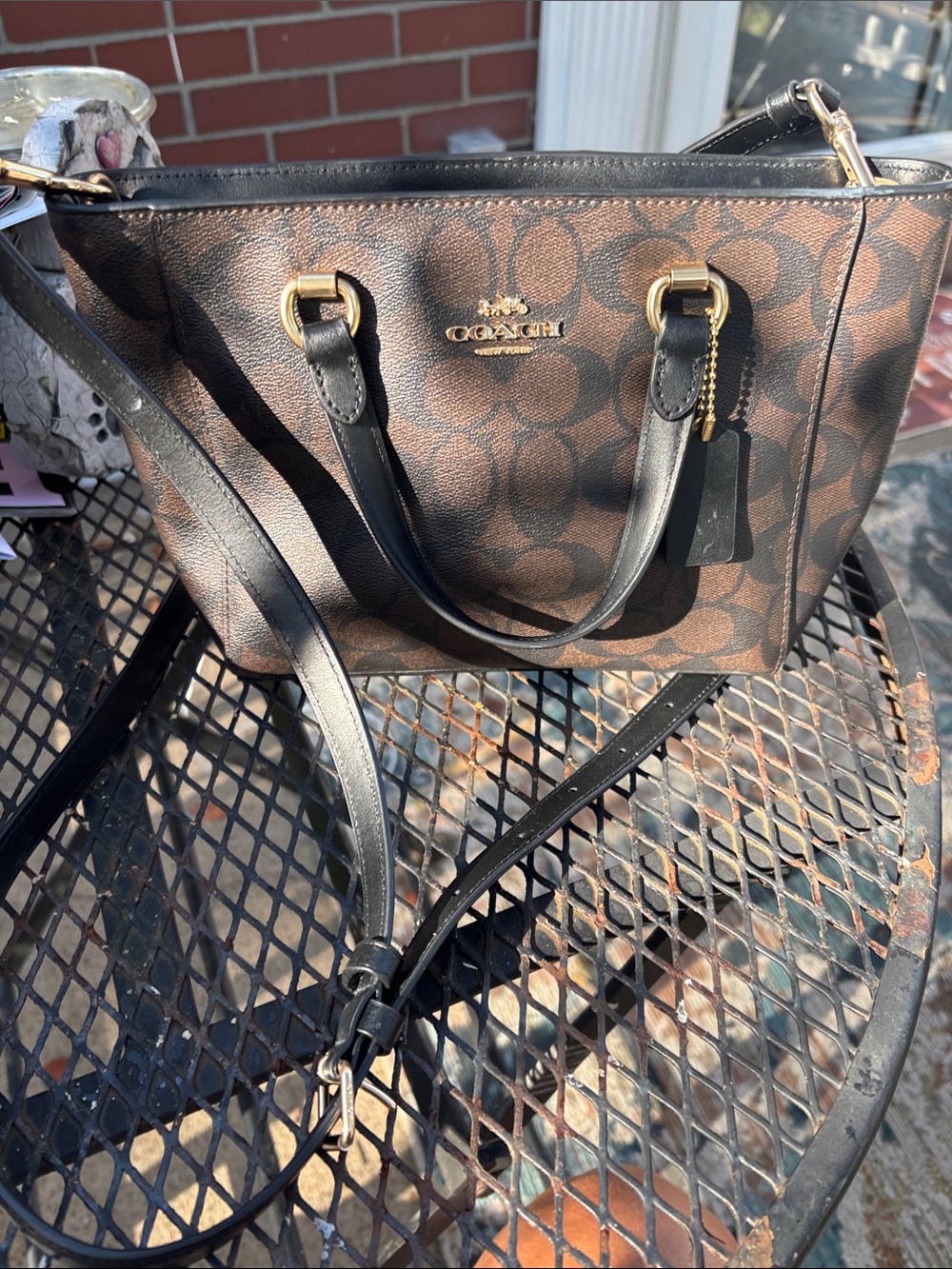 Authentic Coach shoulder purse